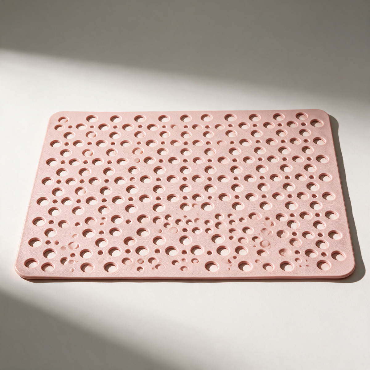 Tern Suction-Grip Shower Mat — Pink