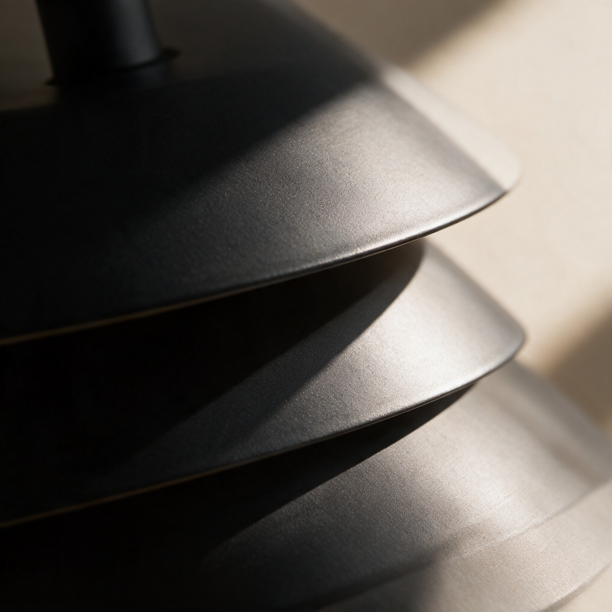 Close-up of the shadow line between two cone layers
