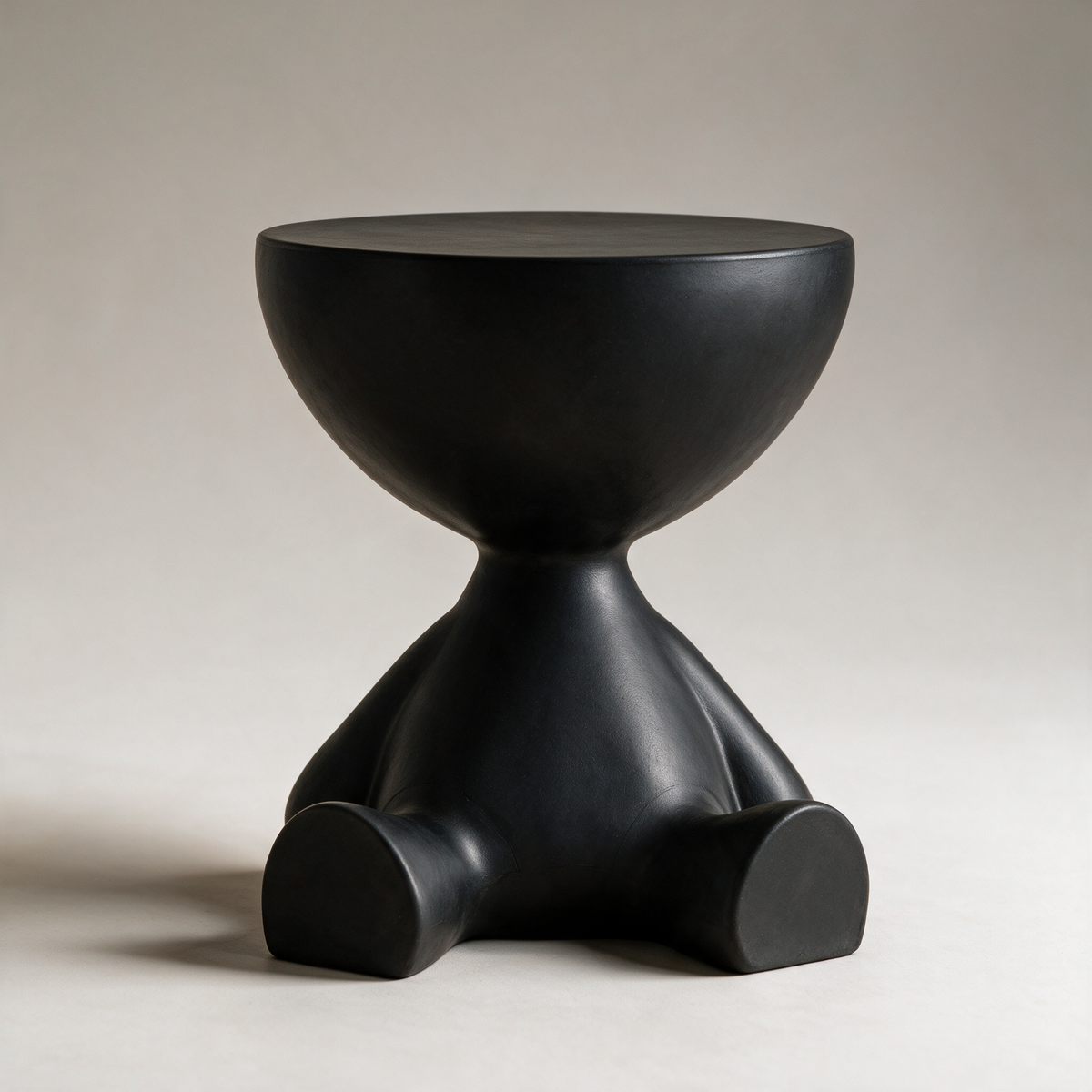 Coll Sculptural Pedestal Side Table — Black