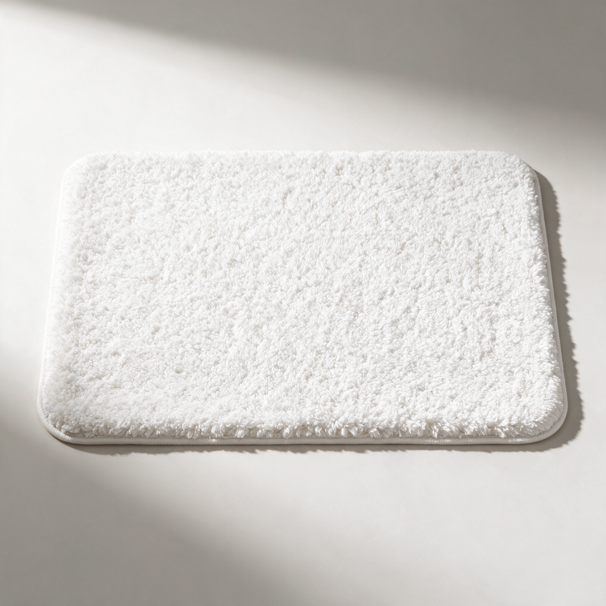Meadow Plush Microfibre Bath Mat — Non-Slip — White