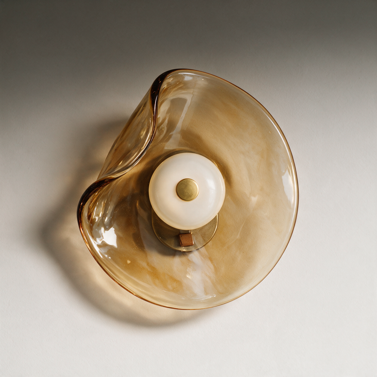 Elder Amber Art Glass Wall Light — Gold