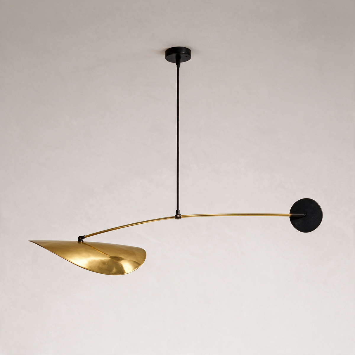 Quill Mobile Pendant Light with Leaf Blades — Gold with Black Accents